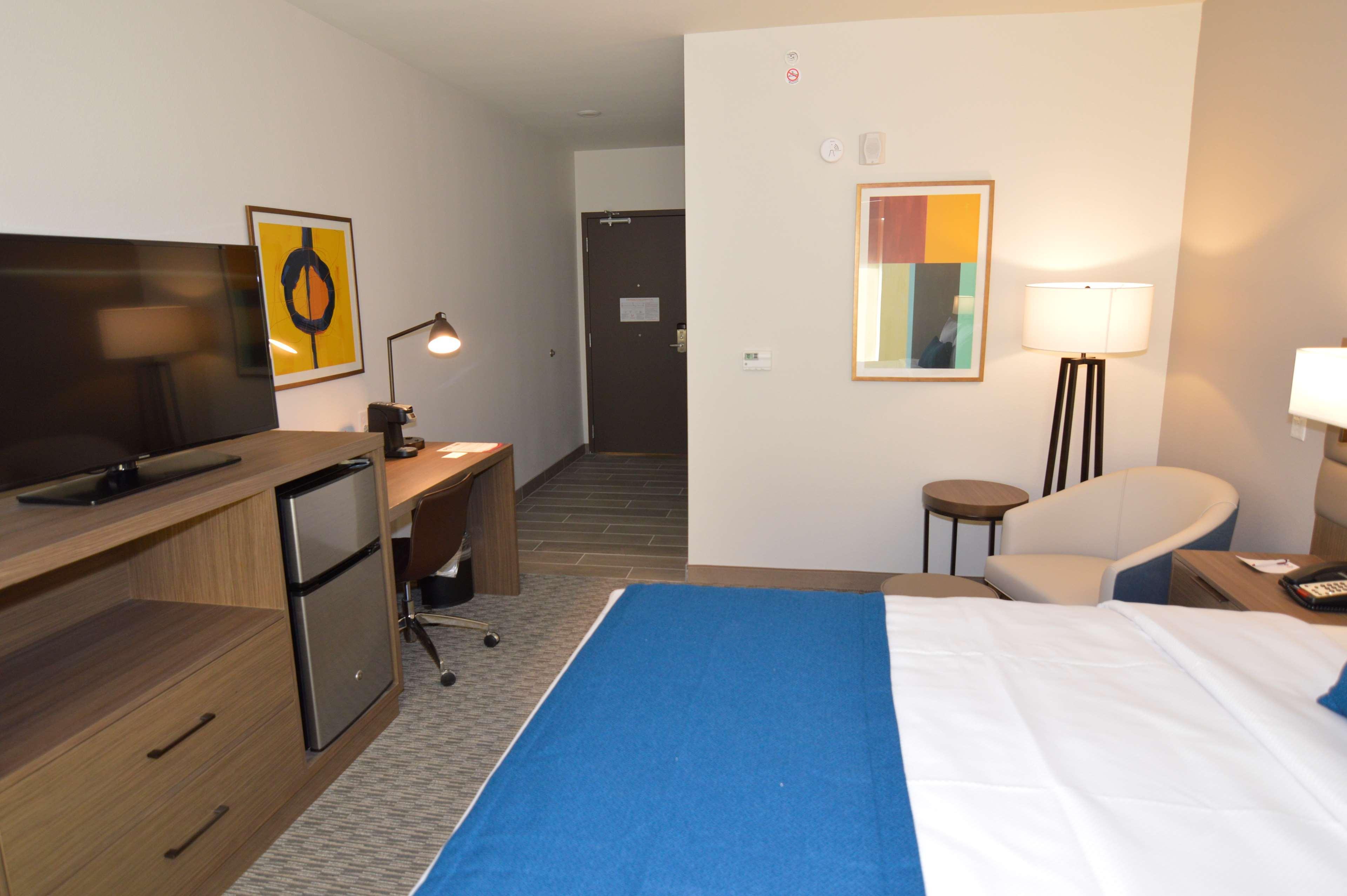 Best Western Plus Drayton Valley All Suites Bagian luar foto