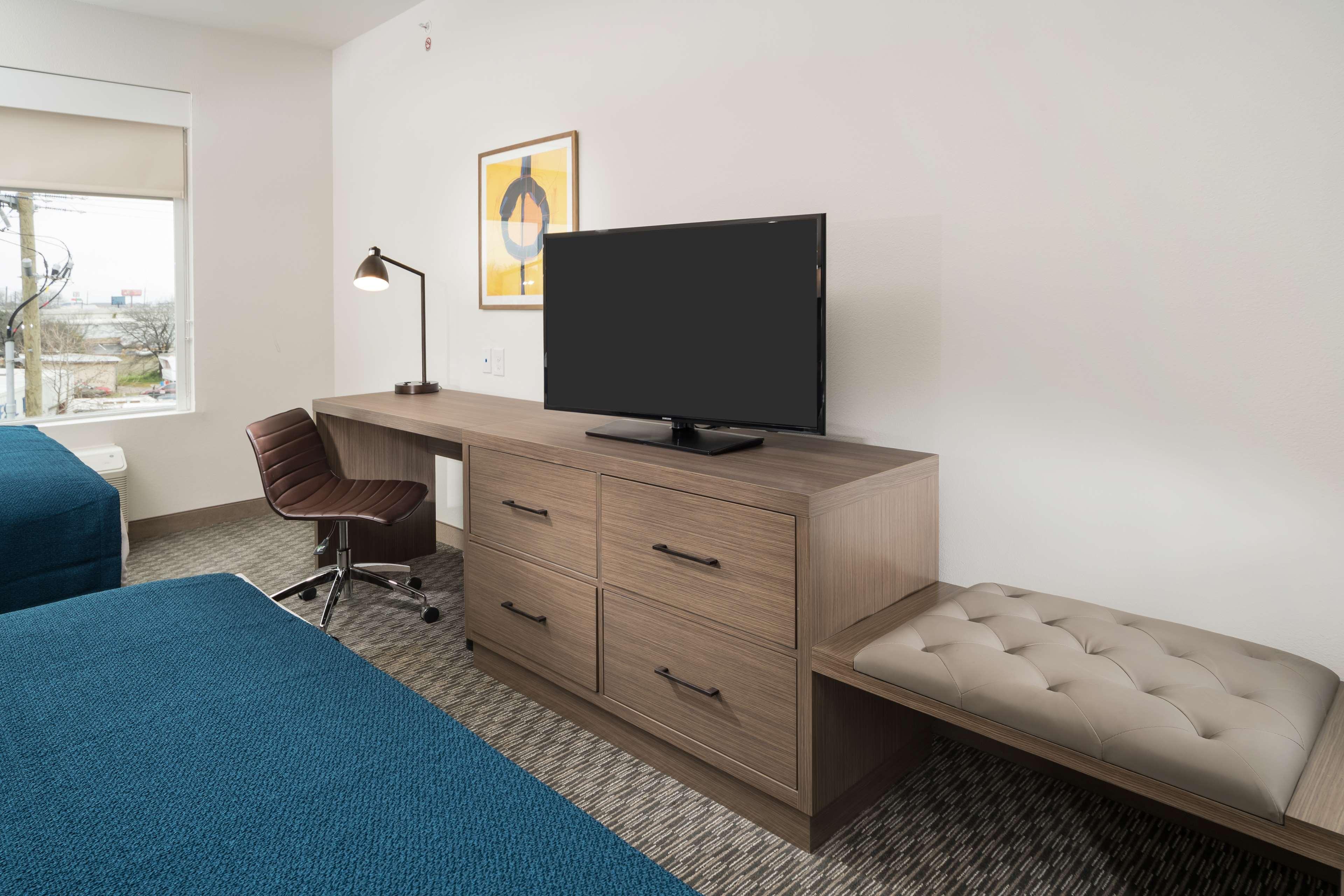 Best Western Plus Drayton Valley All Suites Bagian luar foto