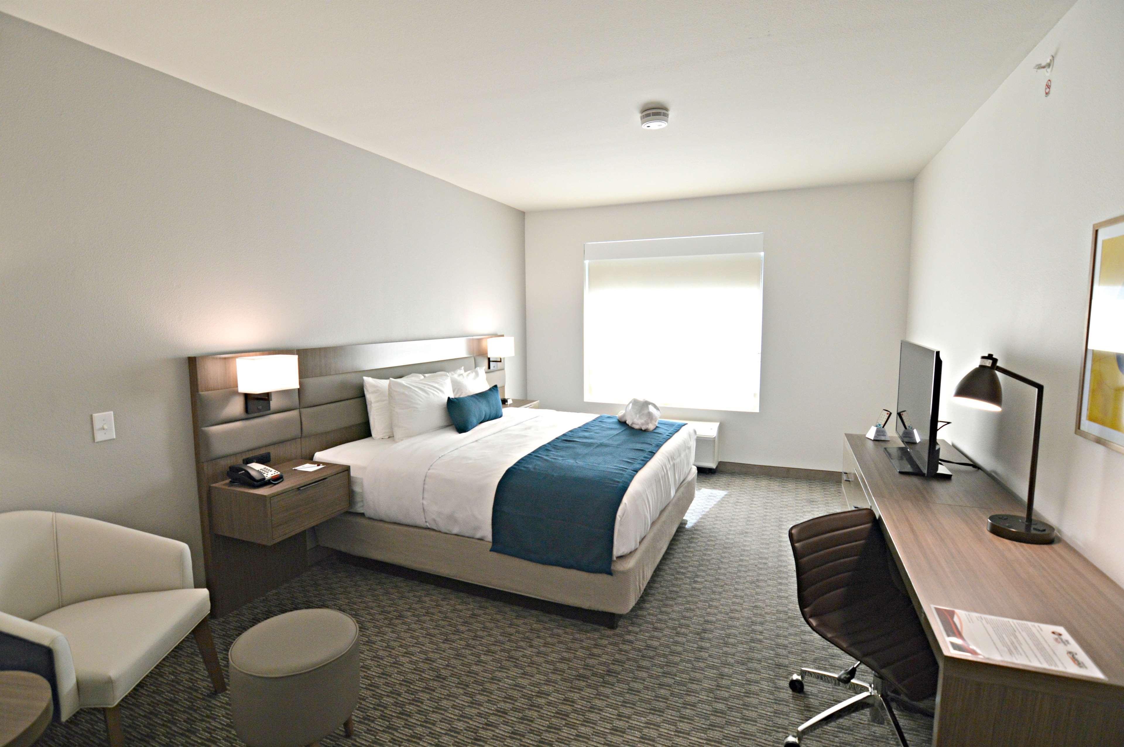 Best Western Plus Drayton Valley All Suites Bagian luar foto