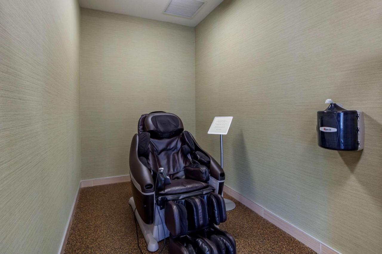 Best Western Plus Drayton Valley All Suites Bagian luar foto